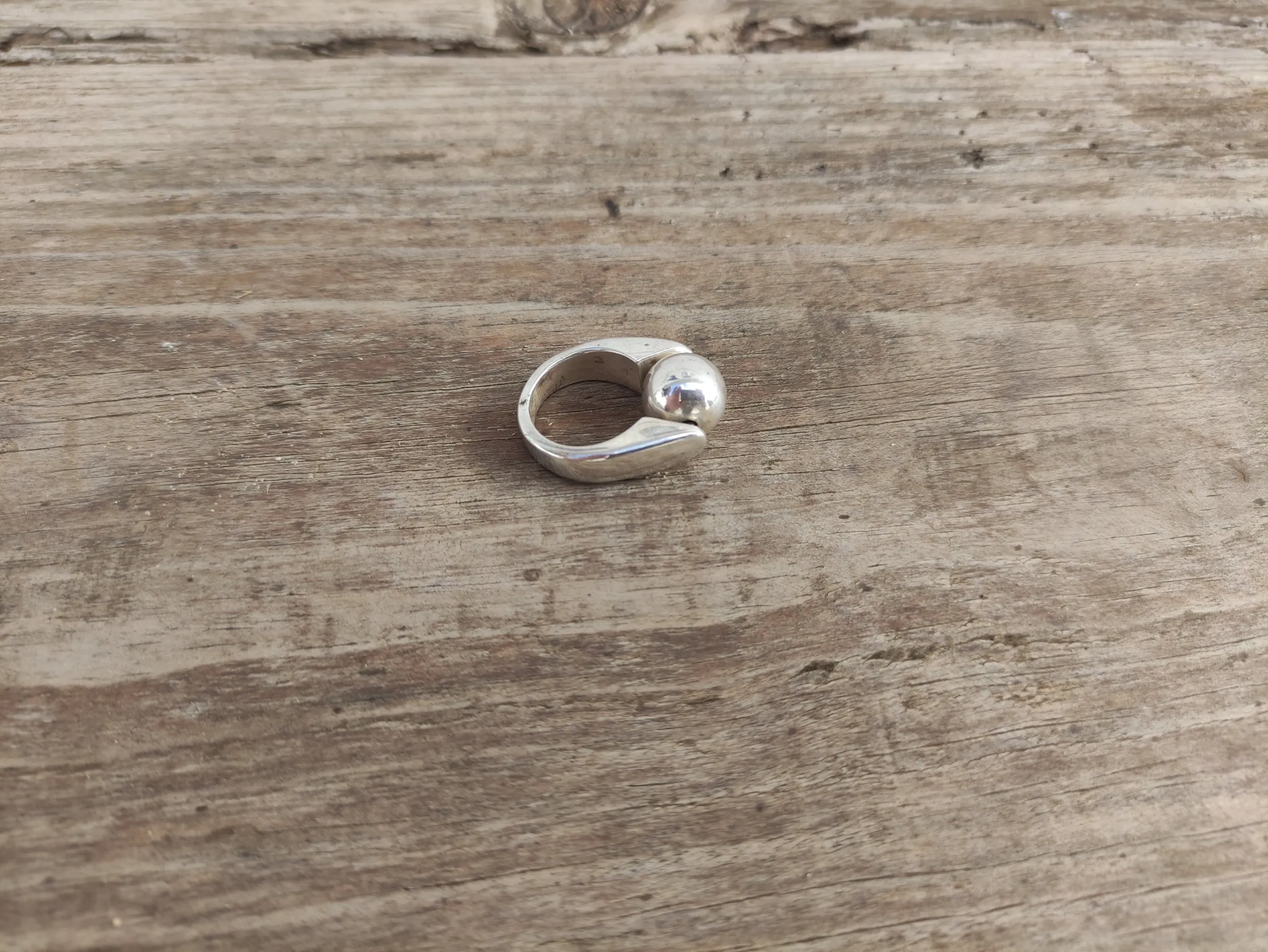Anillo Bola de Plata Talla 13