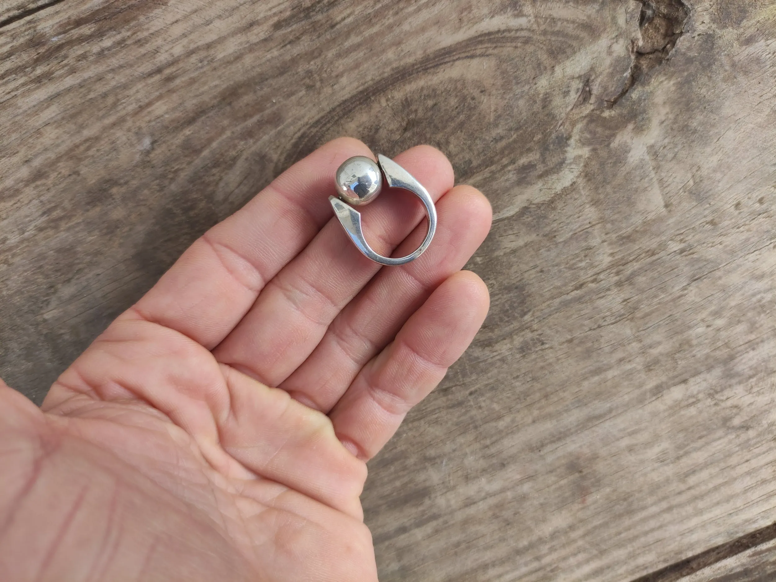 Anillo Bola de Plata Talla 13