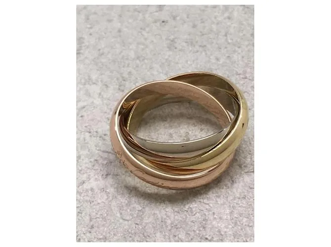 Anillo de cartier Dorado 