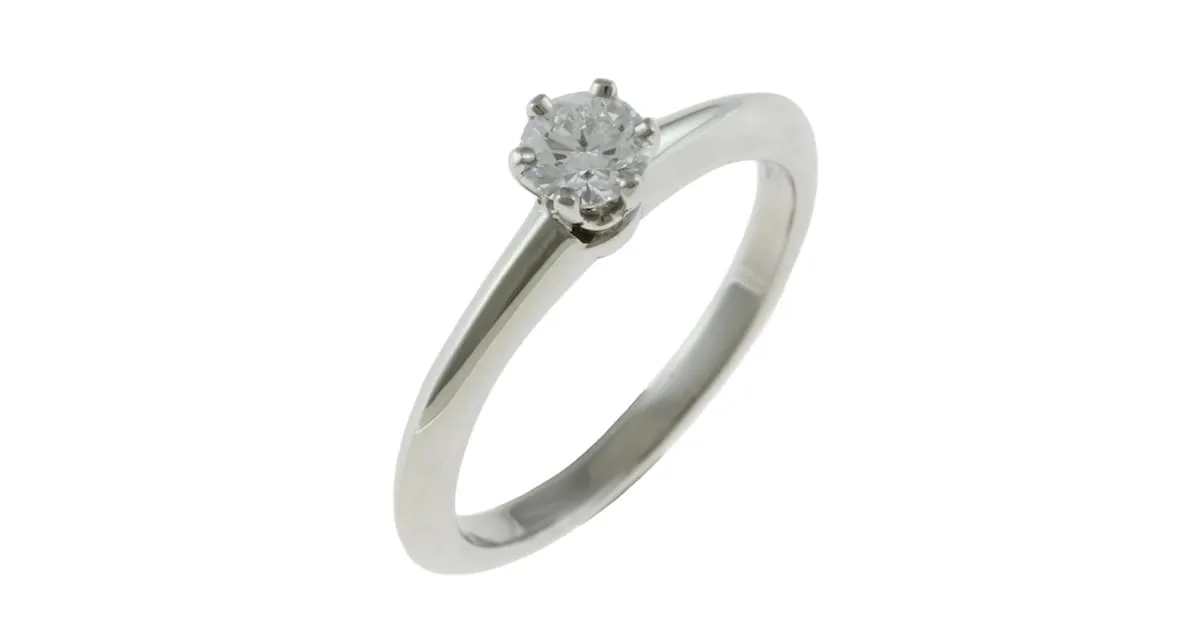 Anillo de compromiso solitario Tiffany & Co. 