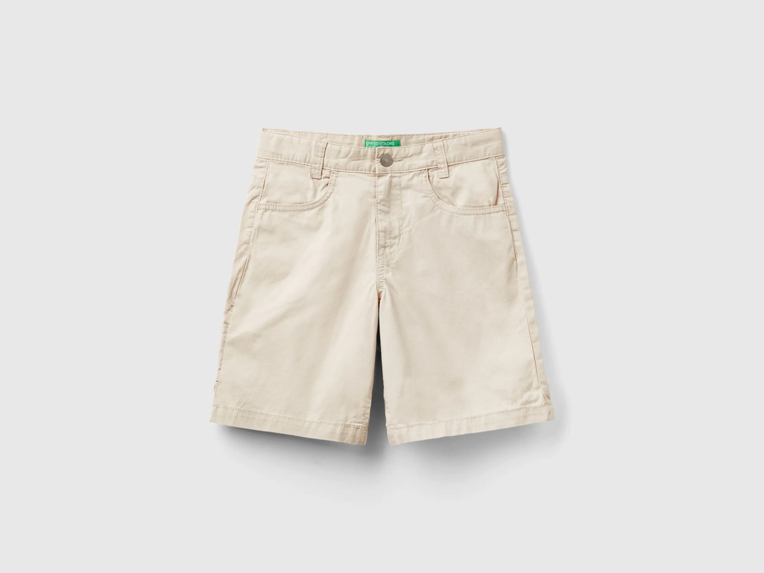 Bermudas de 100 % algodón