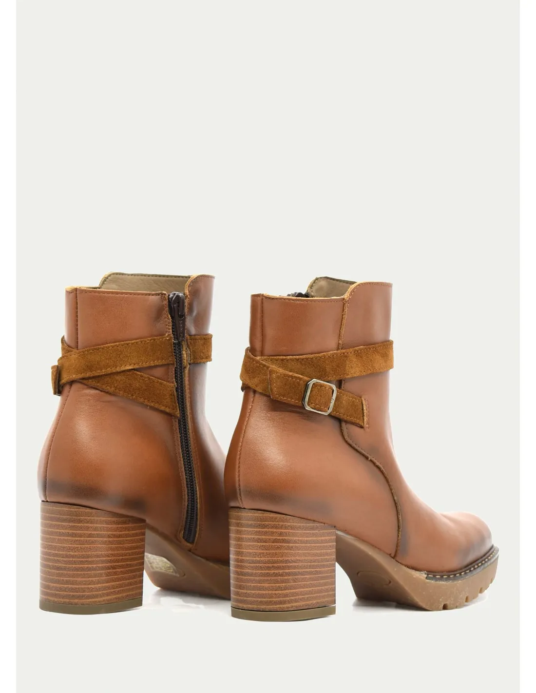 BOTAS Y BOTINES PATRICIA MILLER 5451 CUERO 