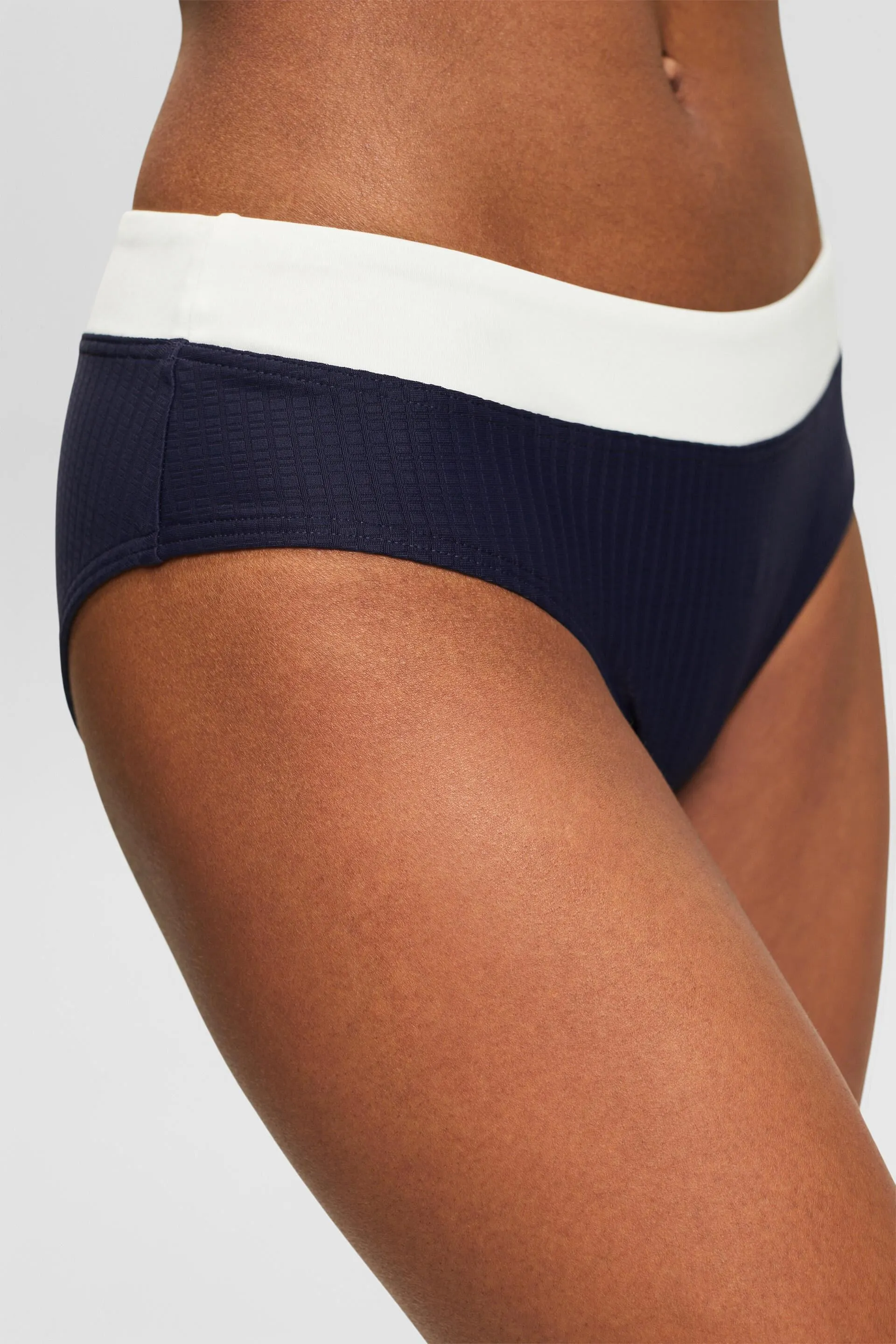 Braguitas de bikini con textura