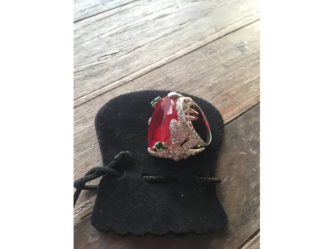 Burma anillo Roja 