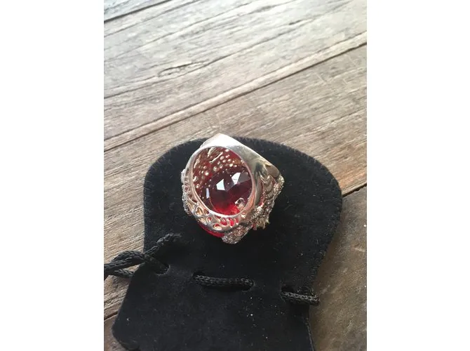 Burma anillo Roja 