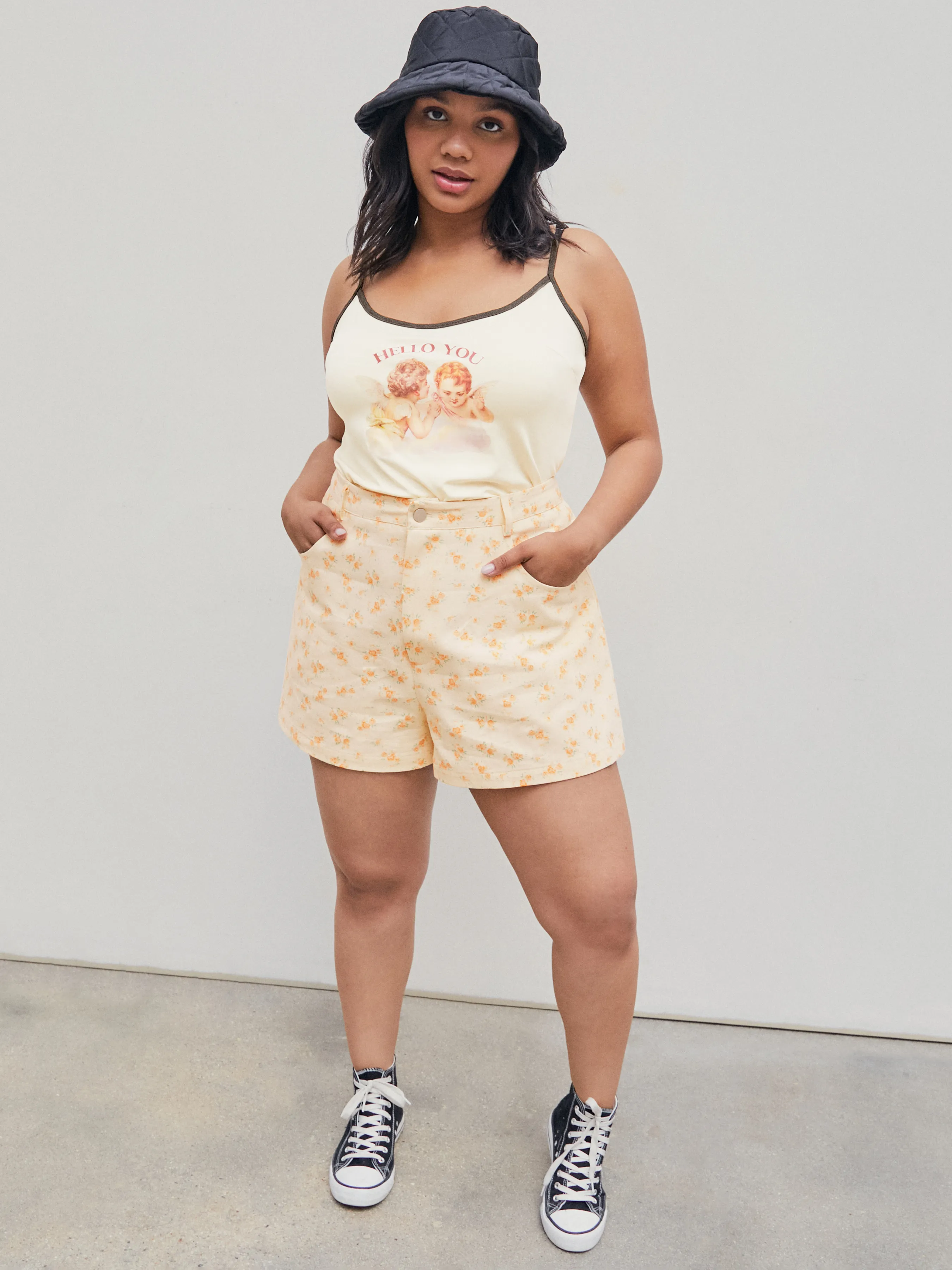 Denim Floral Pantalón Corto con Bolsillo Curvy