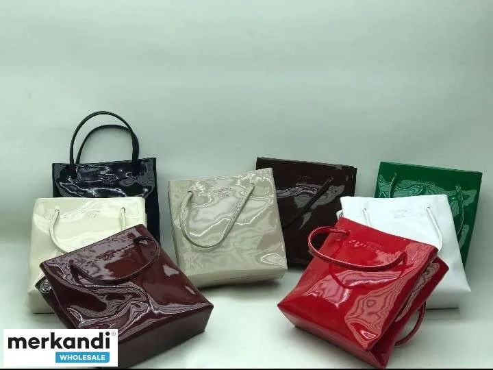 Encuentra tu bolso de mujer favorito entre nuestra amplia selección de opciones de moda en primera calidad y diferentes colores 