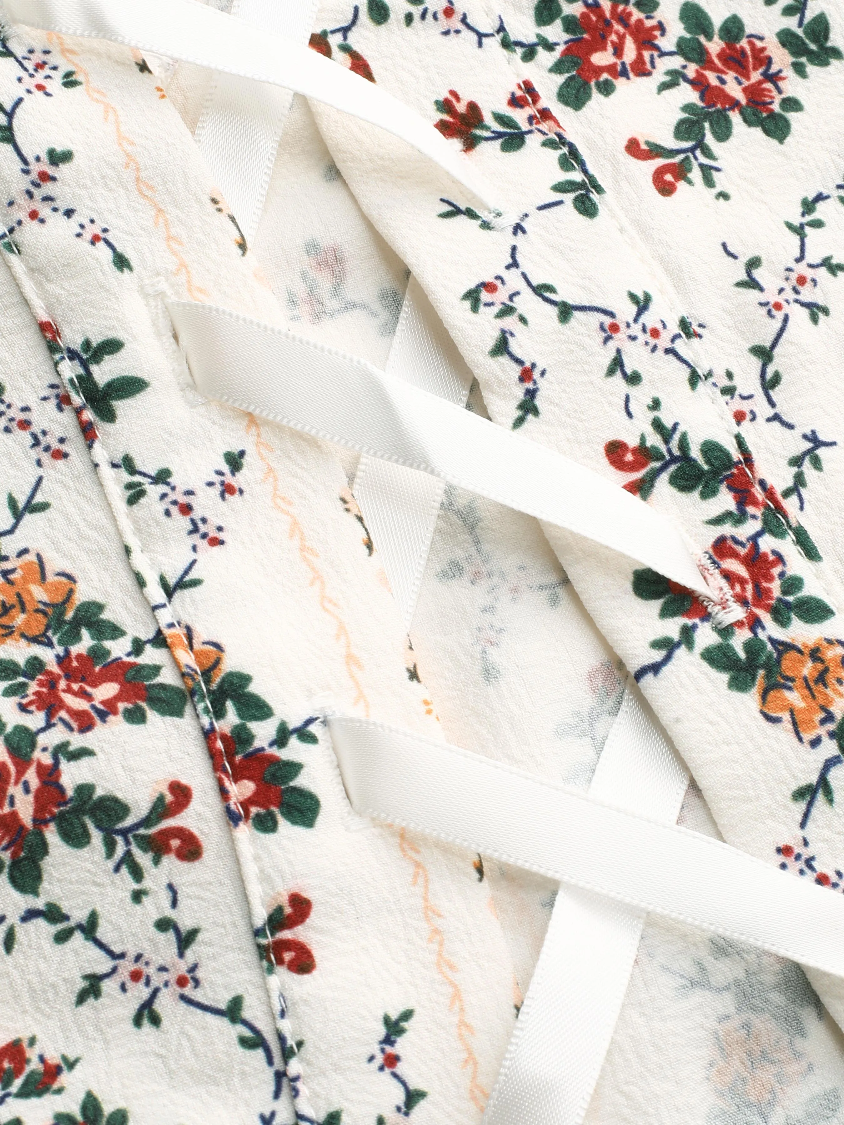 Floral Top de Tirantes con Encaje Anudado Curvy