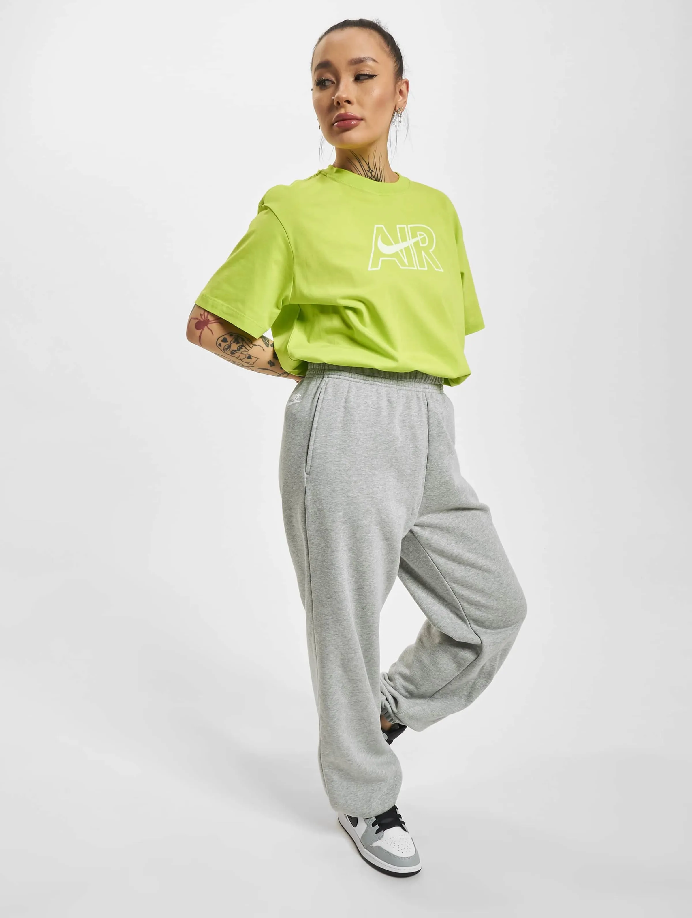 NIKE NIKE NSW AIR TSHIRT ATOMIC