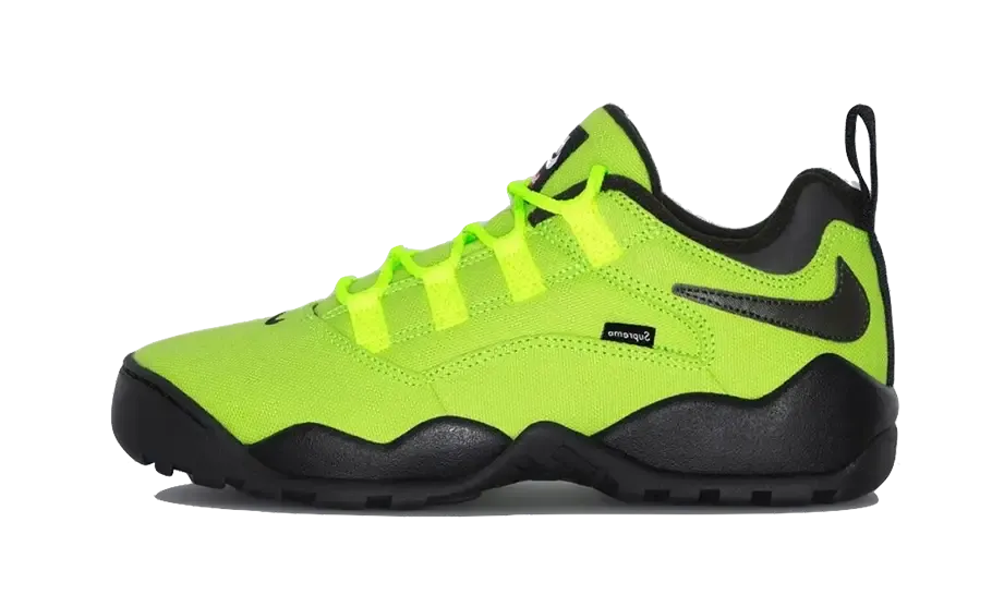 Nike SB Darwin Low Supreme Volt
