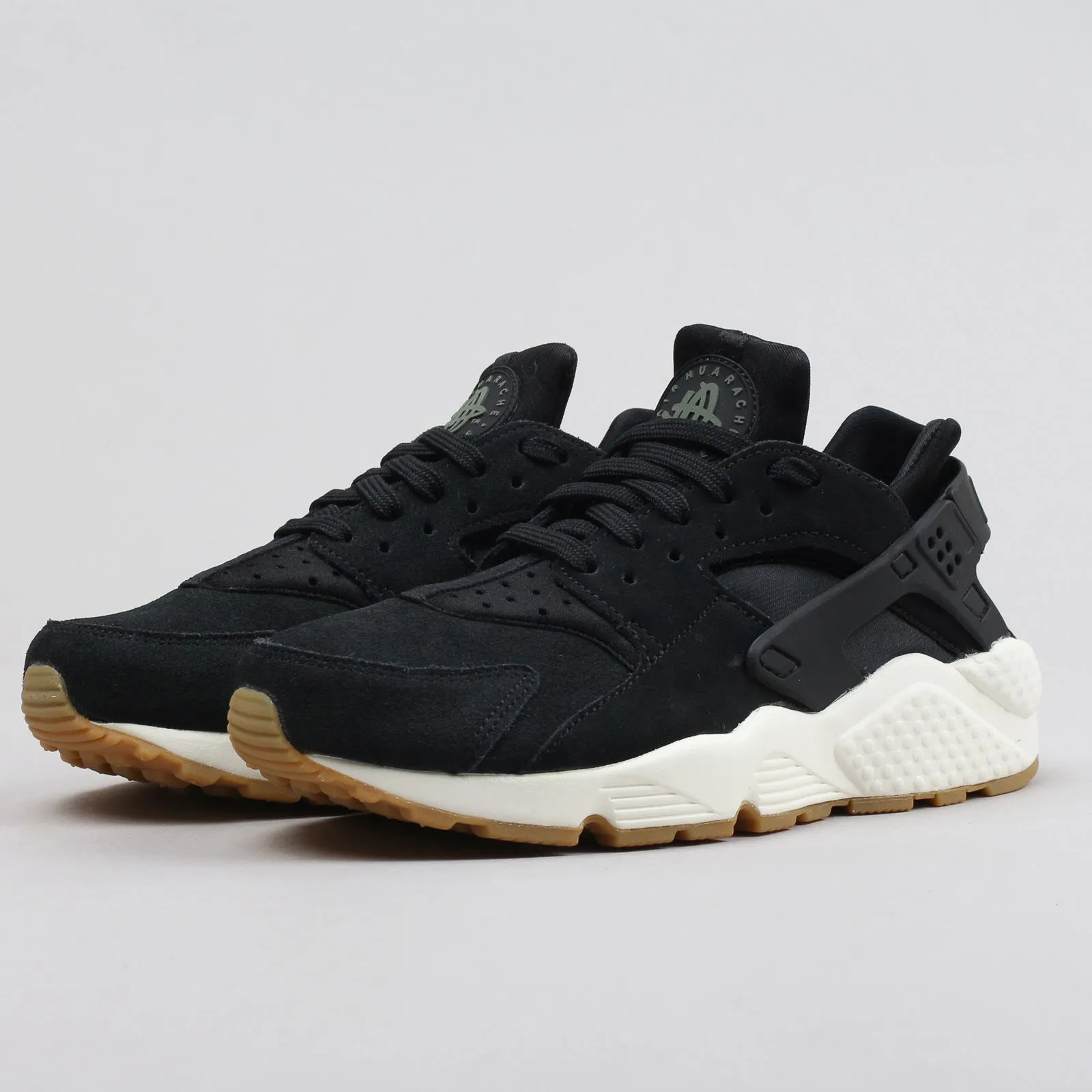 Nike WMNS Air Huarache Run SD