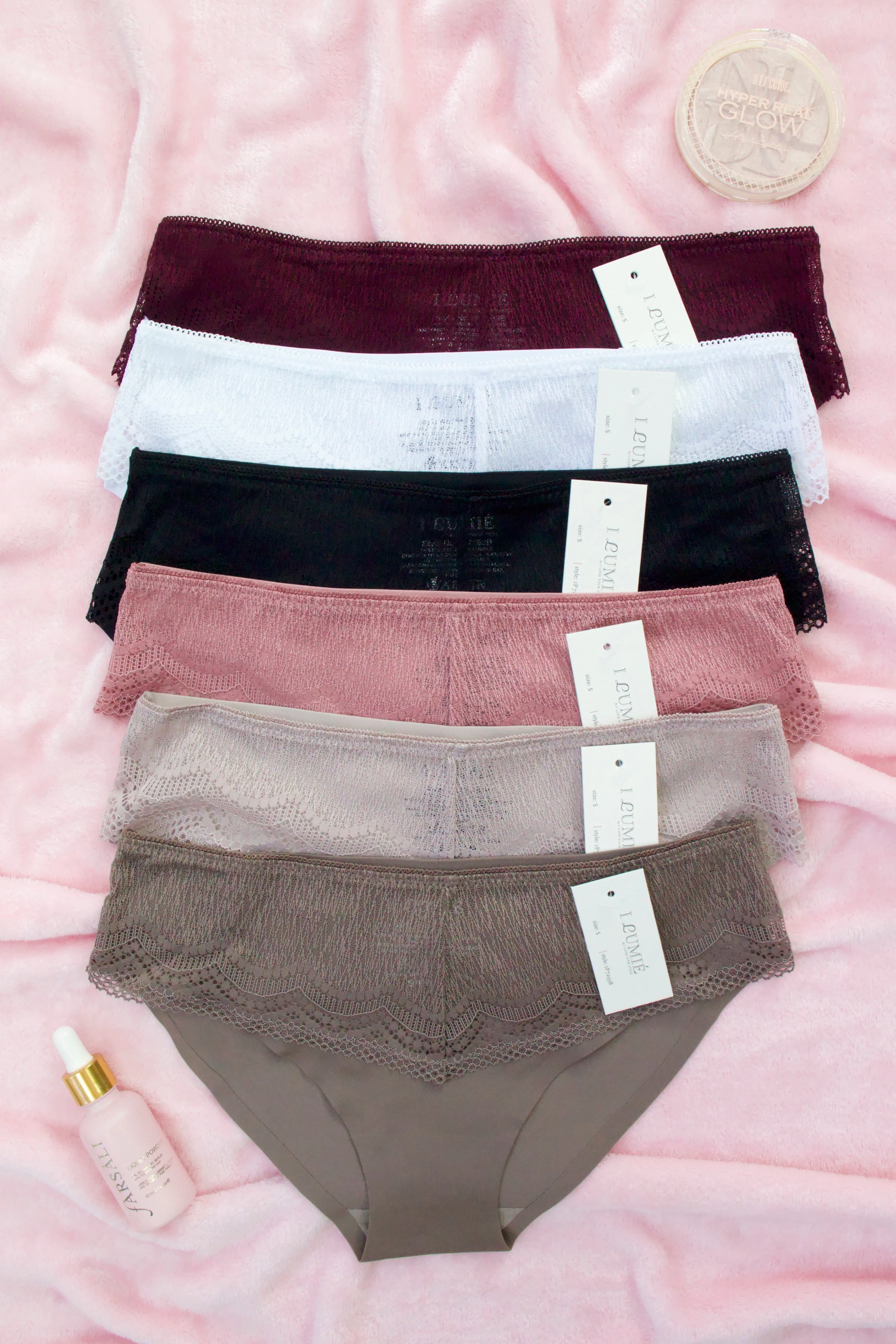 PANTY SIN COSTURA DETALLE DE ENCAJE IP7293