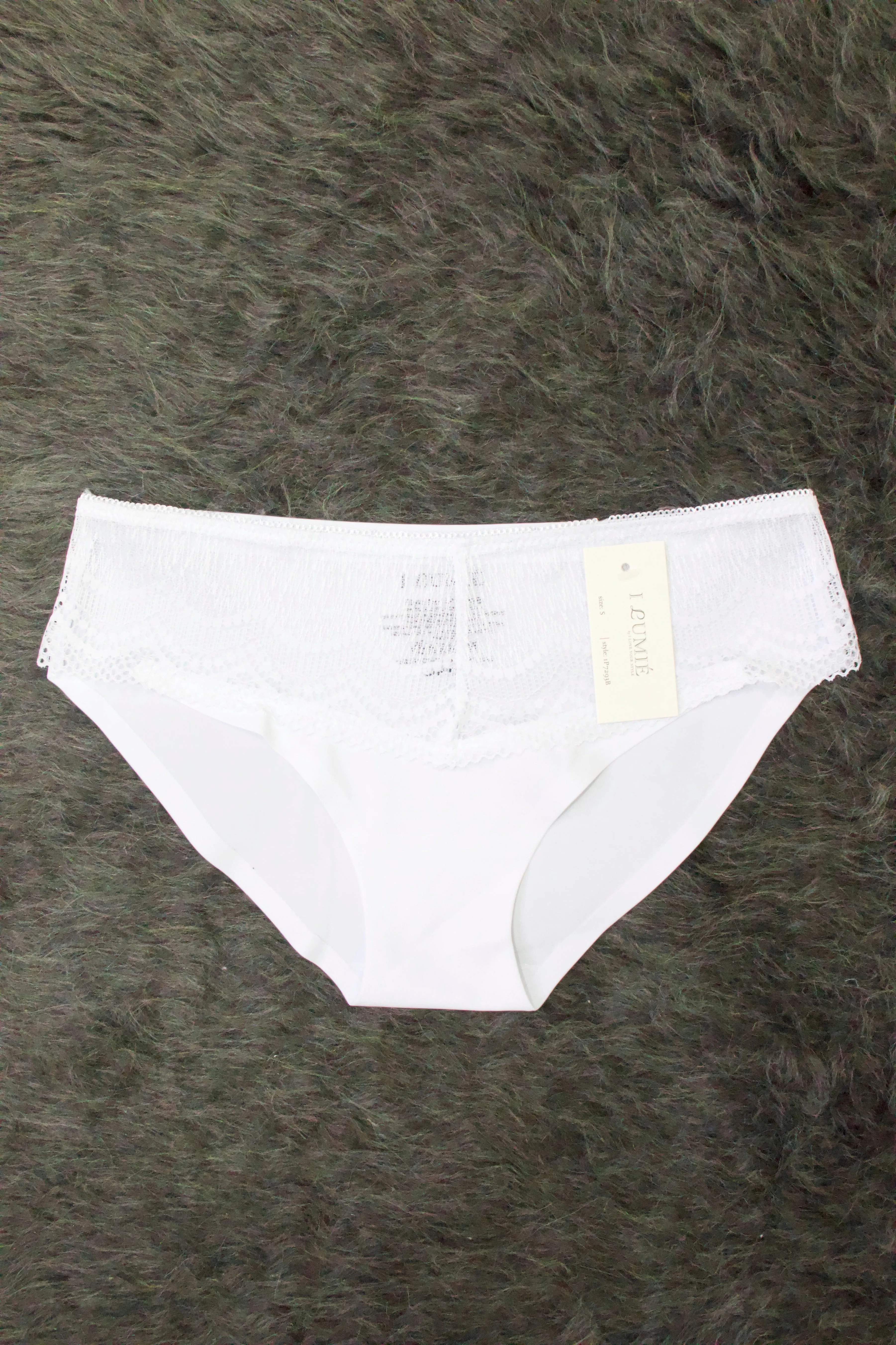 PANTY SIN COSTURA DETALLE DE ENCAJE IP7293