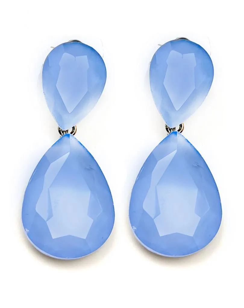 PENDIENTES AZULES QUE QUEDAN PRECIOSOS CON VISTOSA LAGRIMA