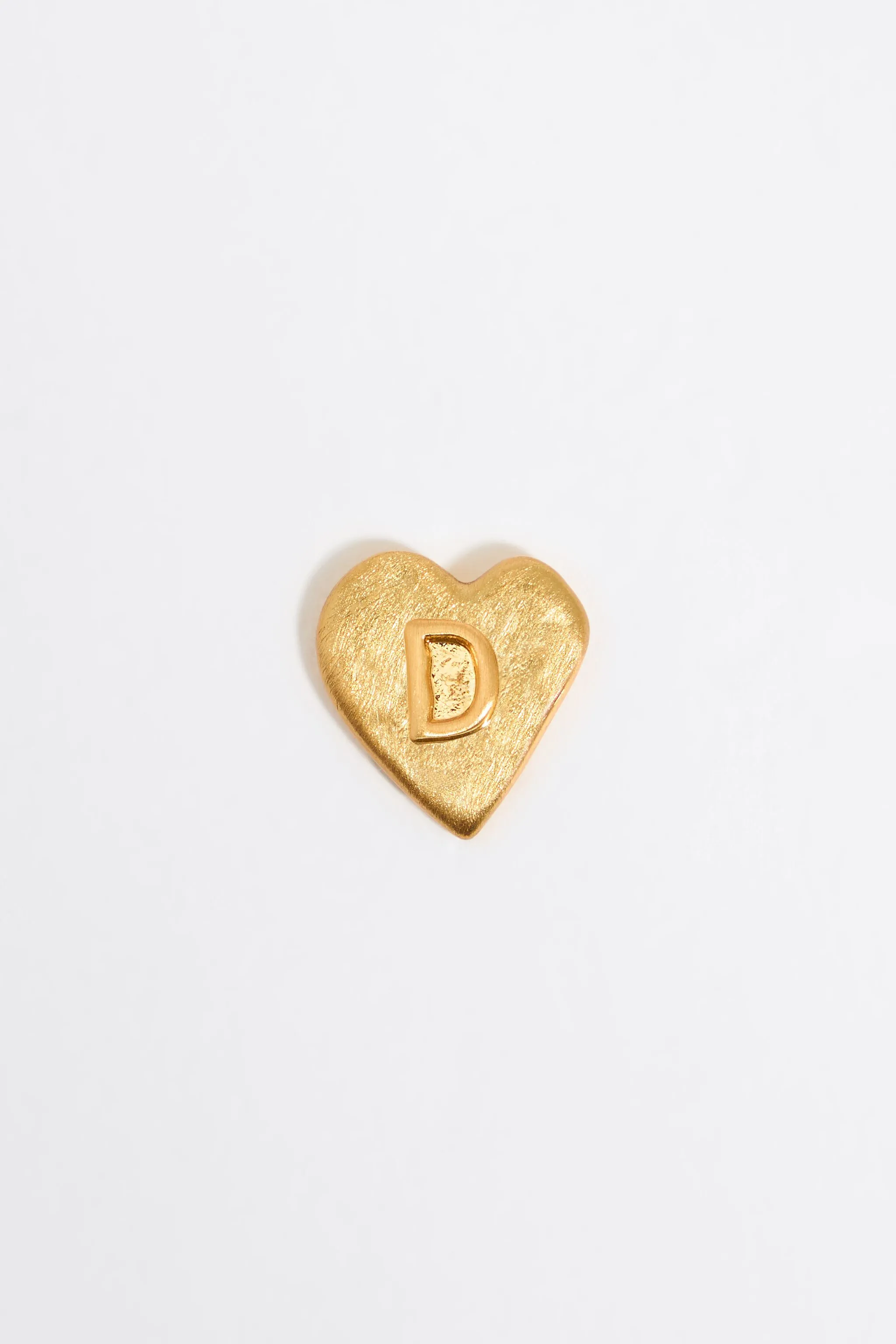 Pendientes letra D corazón dorado