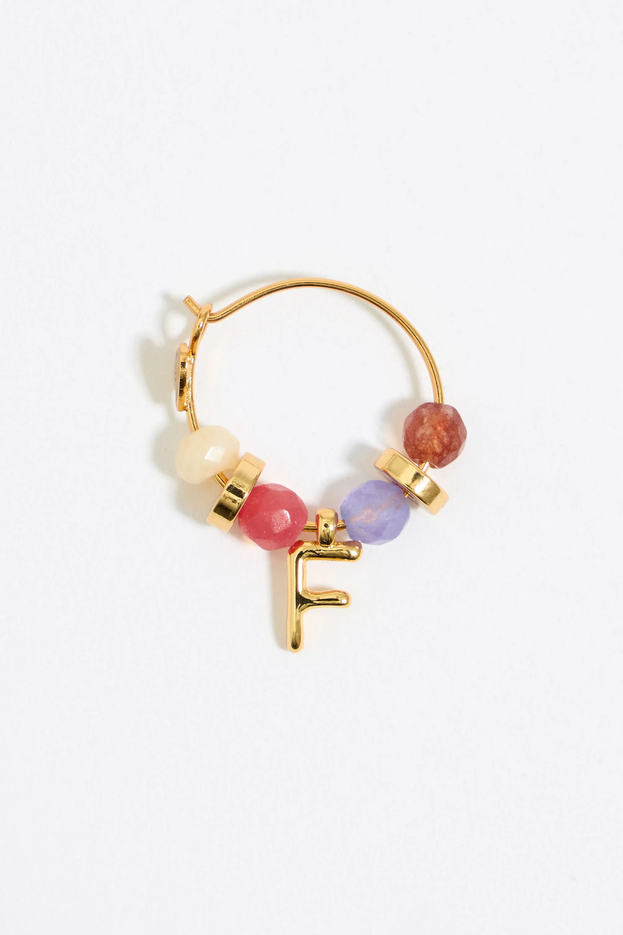 Pendientes letra F piedras multicolores