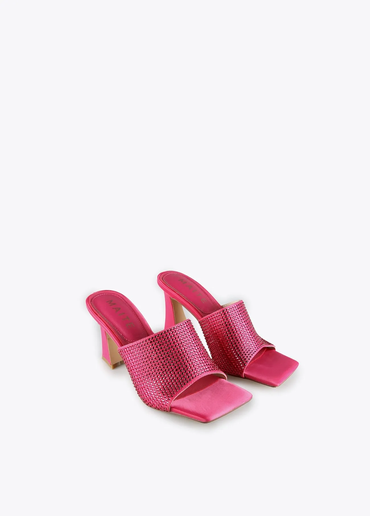 Sandalia con tira de cristales Fucsia Lola Casademunt