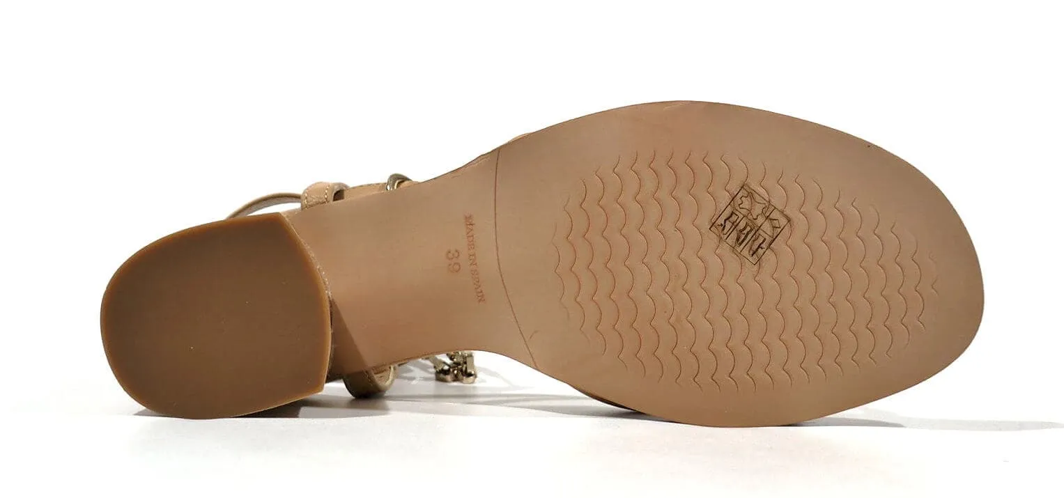 Sandalias de tiras con pulsera y cadena al tobillo