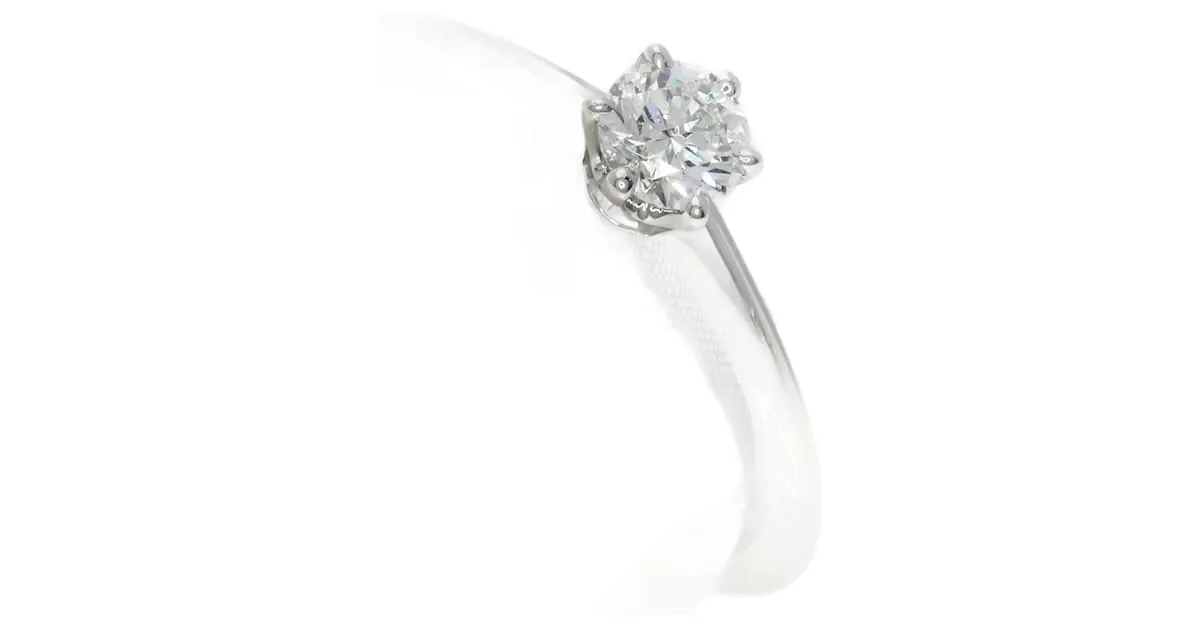 Tiffany & Co Anillo de diamante solitario de platino Tiffany 