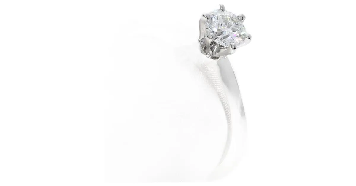 Tiffany & Co Anillo de diamante Tiffany Solitaire con borde afilado 