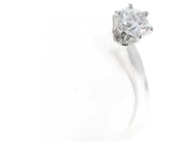 Tiffany & Co Anillo de diamante Tiffany Solitaire con borde afilado 