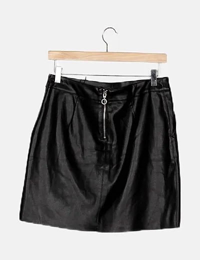 Vero Moda Falda negra polipiel