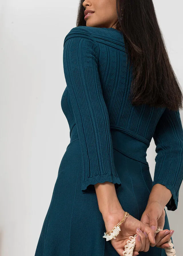 Vestido de punto con patrón ajour y viscosa sostenible Azul petróleo